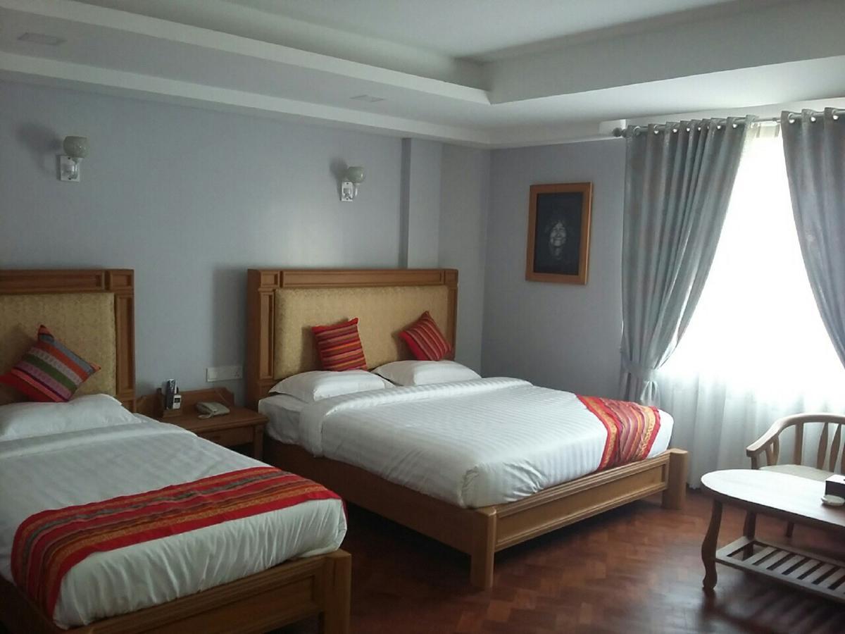 Amayar Nadi Hotel Mandalaj Kültér fotó