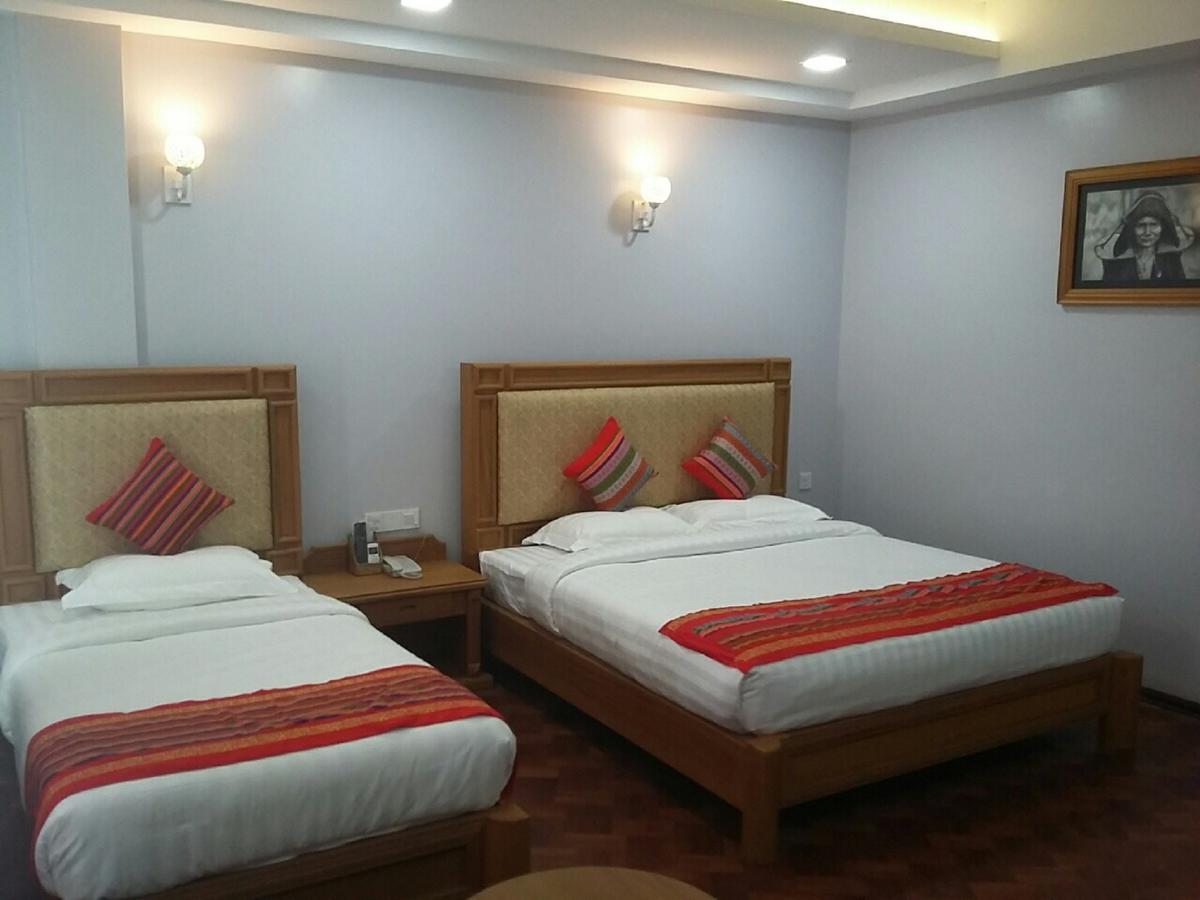 Amayar Nadi Hotel Mandalaj Kültér fotó